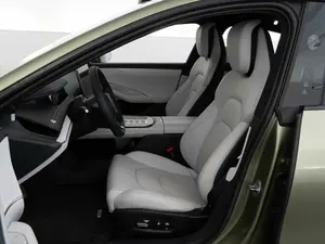 Sedán S V 7 2024, Tracción en las Cuatro Ruedas, R18, Litio, Cuero, Cámara Trasera, Techo Panorámico, Luces LED, Batería de 110 kWh - Product Image 6