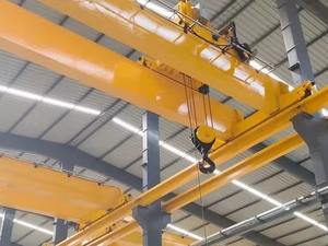 Grúa Puente Industrial de 10 Toneladas para Equipos de Manipulación de Materiales a Granel en Almacenes y Fábricas, con Motor y PLC, Alcance de 35 Metros, Motor de Alta Resistencia - Product Image 4