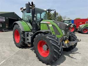 2019 YTO FENDT 724 Tractor agrícola diésel 4x4 usado con caja de cambios y cojinete de 70HP-en venta - Product Image 2