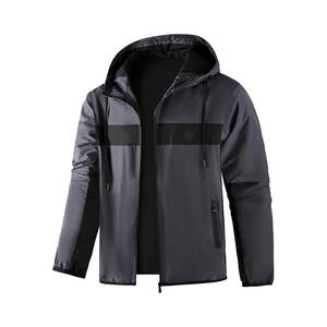 Veste Softshell en Polyester Denim Vintage pour Hommes Personnalisée par OEM pour les Sports d'Automne et d'Hiver Technique Fermeture Éclair Lavée Logo Avant - Product Image 1