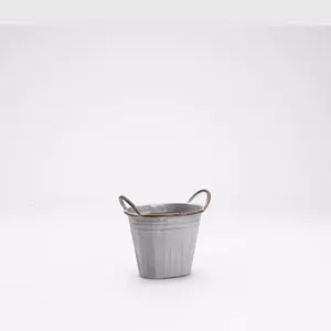 Handmade High Quality New Metal Pot Planter Engraved Garden Flower Pot for Home Decoration Unique Design for Interior Exterior - Product Image 4