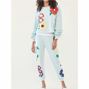 Personalizado en blanco Boxy Sweatsuit 500 Gsm Algodón Baggy Fleece Sudaderas con capucha de gran tamaño Jogger Set Chándal para mujer - Product Image 1