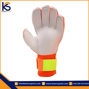 Fabricant Goal Keeper Finger Protection Gants de gardien de but de football à la demande des clients - Product Image 3