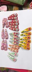 Pinzas para el pelo bordadas hechas a medida con patrones florales ideales para reventa por accesorio para el cabello en diseño floral en base Turquesa - Product Image 2