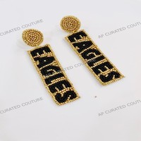 Venta al por mayor de joyería deportiva personalizable AP CURATED COUTURE, pendientes colgantes con letras y nombres personalizados, con pedrería y cuentas de cristal, a la moda.