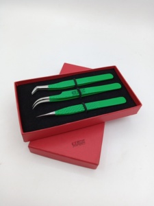 Pince à cils GETUP BROSONS IMPEX en acier inoxydable courbé, revêtement en poudre, qualité supérieure, pour volume de cils, vente en gros - Product Image 3