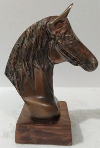 Escultura decorativa de estatua de mesa con cabeza de caballo - Product Image 3