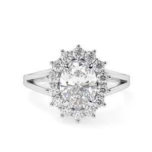 3.00 cBague de fiançailles de style halo en diamant taillé ovale pour femme - Product Image 2