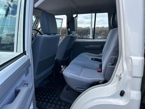 2019 para Toyota para Land Cruiser con asientos de cuero de dirección derecha superior dura cámara trasera-Coche usado - Product Image 6