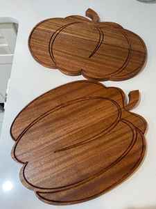 Tabla de cortar de calabaza de madera moderna y decoración de otoño-Juego de varias piezas hecho a mano - Product Image 2
