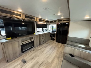 Caravana Usada Keystone Coleman Lantern 29RKS de 2026 - Product Image 6