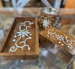 ถาดไม้อะคาเซียทรงสี่เหลี่ยมผืนผ้าพร้อมที่จับโลหะถาดเสิร์ฟอาหารและอาหารเช้า - Product Image 3