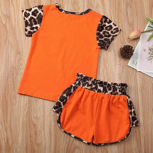 ชุดโยคะสำหรับเด็กผู้หญิงเสื้อยืดคอกลมและกางเกงขาสั้นสีทึบมีสองสีออกแบบใหม่ - Product Image 2