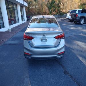 Hyundai Accent SEL 2022, propre et abordable - Product Image 3