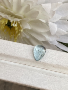 Pierre de cabochons en forme de poire aigue-marine de couleur supérieure naturelle avec une pierre précieuse en vrac de bon lustre pour la fabrication de bijoux 4.15 carats - Product Image 3