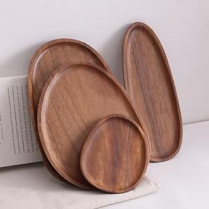 Offre spéciale Assiettes en bois naturel fabriquées à la main Assiettes en bois massif Ensembles de vaisselle pour la maison et le restaurant - Product Image 2