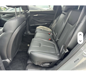 Santa Fe Limited AWD 2022 d'occasion, moteur turbo, pneus R21, conduite à gauche, intérieur clair, faible kilométrage, prix en stock - Product Image 4