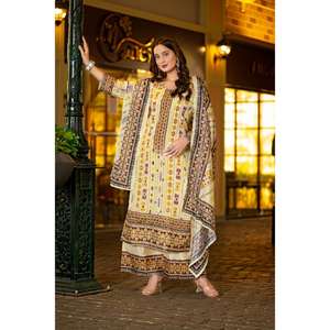 Conjunto elegante de Chinon y seda para mujer de calidad de exportación con pantalones a juego para ropa formal y de oficina disponible para la venta - Product Image 6