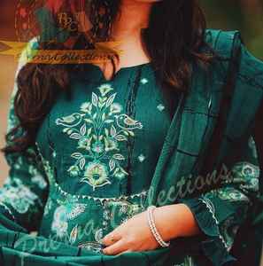 LATEST DESIGNER NEW STYLISH RAYON EMBROIDERY ANARKALI <b>KURTI</b> - Product Image 3