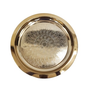 Vente chaude ustensiles de cuisine fer rond assiette de service avec gravure laiton mat couleur plats et plateau pour décor de table - Product Image 6