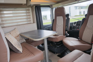 Oferta con Descuento 2023 Burstner Lyseo ID 744 Harmony Bajo Kilometraje - Product Image 2