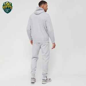 Conjunto de chándal de jogging de estilo Jersey de algodón 100% para hombre con logotipo personalizado conjunto de pantalón ajustado y Top con capucha de patrón sólido - Product Image 2