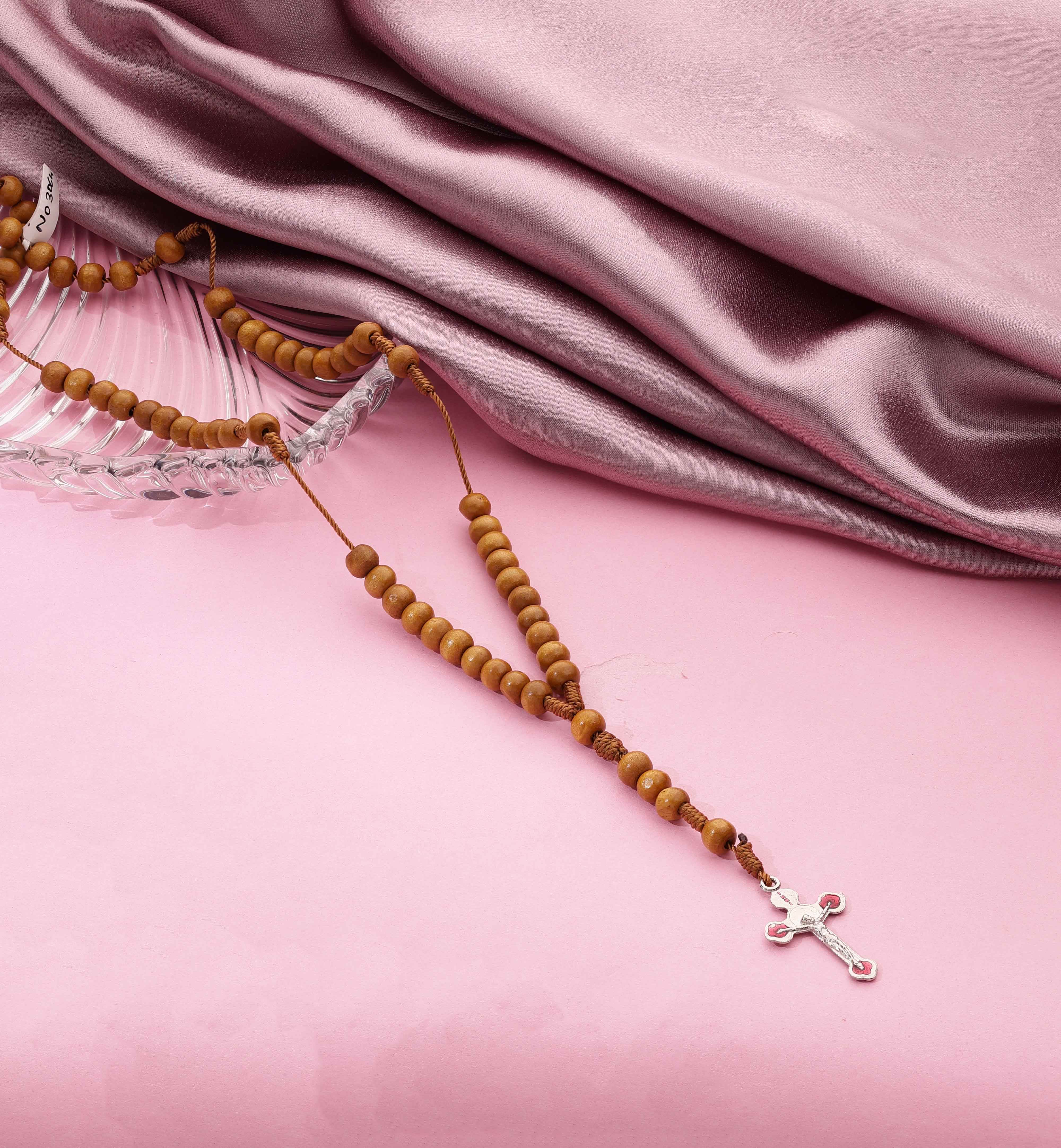 ไม้สีน้ำตาล