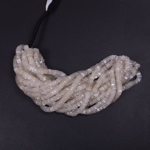 Màu trắng tự nhiên <span class=keywords><strong>Moonstone</strong></span> mặt heishi Lốp hình dạng lỏng đá quý hạt sợi chuỗi 6-7 mét <span class=keywords><strong>Moonstone</strong></span> hạt đối với trang sức làm - Product Image 4