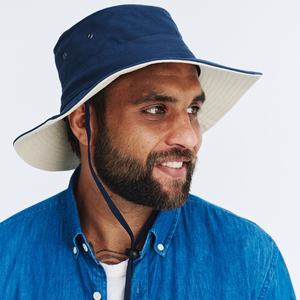 Sombrero de pescador para senderismo y aventura, venta al por mayor, de alta calidad, con correa para la barbilla y cierre de cordón, material de algodón, cómodo, elegante, de ala ancha, para hombre - Product Image 1