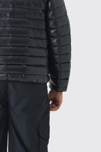 Doudoune à capuche de grande taille de haute qualité en noir, coupe-vent en duvet, vestes d'hiver à bulles personnalisées en polyester pour hommes - Product Image 5