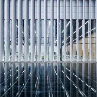 Fournisseur d'usine direct, persiennes en aluminium motorisées horizontales modernes sur mesure, écologiques, durables pour la ventilation extérieure
