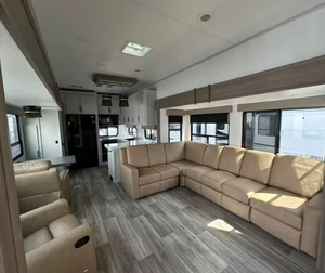 Autocaravana/Remolque de Viaje Dutchmen Astoria 3403RKP 2025 2024 2026 - Product Image 2