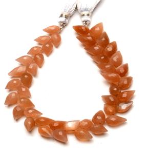 Melocotón piedra lunar piedra preciosa facetada flor forma de brote para la fabricación de joyas al por mayor hebras de cuentas de piedra de oro rosa - Product Image 4