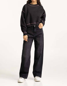 Top corto liso de color liso para mujer, jersey de manga larga personalizado al por mayor, sudaderas con capucha de mujer con técnica de lavado ácido - Product Image 5