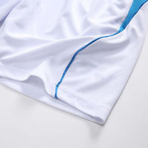 Ensemble d'uniformes de football personnalisés 100 % pur, modèle haut de gamme, imprimés par transfert thermique, confortables pour l'été, séchage rapide, manches courtes, pour joueur - Product Image 6