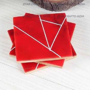 Juego de posavasos cuadrados de madera de haya para taza de té, monograma de madera natural grabable, posavasos cuadrados de madera y resina con logotipo - Product Image 3