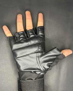 Gants de gymnastique en cuir noir personnalisés pour la compétition sportive d'entraînement de fitness d'haltérophilie - Product Image 2