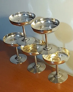 Base para Tazón de Acero Inoxidable de Lujo, Diseño Minimalista para una Decoración Elegante de Mesa y Hogar - Product Image 2