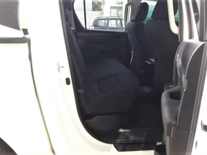 Camioneta Toyota Hilux 2024 USADA - Product Image 4