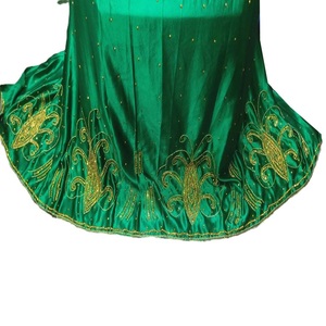 Sac de mariage en tissu satiné métallisé écologique de créateur - Product Image 1