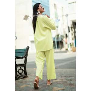 ชุดเซ็ตสีเขียวลายริ้วแบบย้อมสีสำหรับผู้หญิง ชุดลำลอง 2 ชิ้น ไซส์ XS XXS สำหรับฤดูใบไม้ผลิ/ฤดูร้อน - Product Image 4