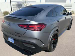 MER-BN GLE 63 S 4MATIC+ AMG SUV CROSSOVER 2024 USADO, BAJO KILOMETRAJE, GRIS SÉLENITO METÁLICO - Product Image 4