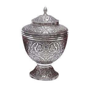 Urnas de cremación de latón para adultos para cenizas humanas, Diseño Artesanal único de excelente calidad - Product Image 1