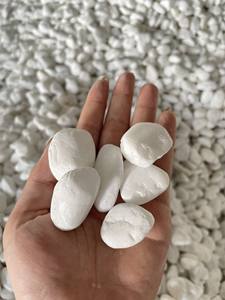 Haute qualité Vietnam usine dégringolé petit blanc pierre naturelle gravier haute visibilité pavés galets Type Villa - Product Image 3
