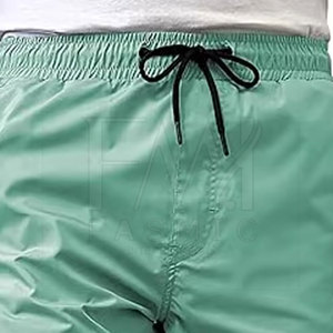 2024 nouveauté hommes haute rue solide coupe-vent Shorts imperméable respirant Polyester/Nylon personnaliser taille vêtements de sport - Product Image 5
