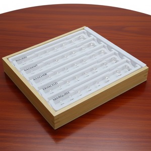 Zircon blanc créé en laboratoire de qualité supérieure et coupes radiantes mélangent des formes de pierres précieuses en vrac pour la fabrication de bijoux - Product Image 3