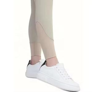 Pantalon d'équitation pour homme avec assise intégrale en silicone, tissu confortable et flexible pour l'entraînement en écurie et en extérieur - Product Image 2