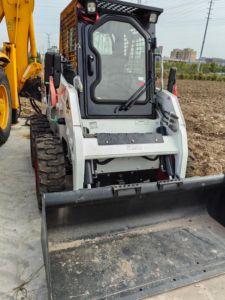 Used Bobcat S18 skid steer <b>loader</b>, Bobcat skid steer <b>loader</b>, Bobcat S18 skid steer <b>loader</b> - Product Image 4
