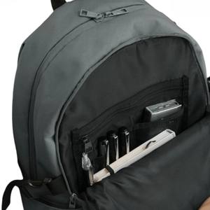 Sac à dos imperméable pour hommes et femmes, adapté à l'école et au travail, avec plusieurs compartiments pour ordinateurs portables, fabriqué au Vietnam. - Product Image 5