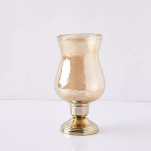 Bougeoir Hurricanes en métal doré dernier design avec verre au mercure pour décoration d'éclairage de table pour la maison et Noël - Product Image 1